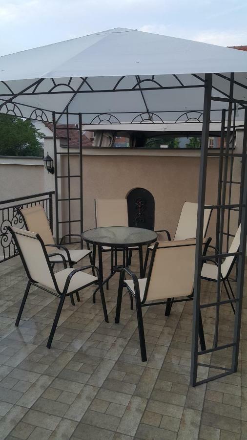 Apartments Exclusive Белград Экстерьер фото
